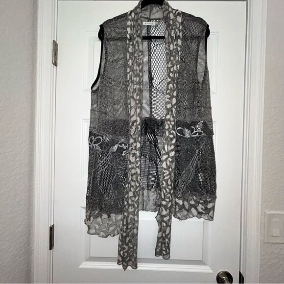 ADORE Cascade Open Front Crochet Lagenlook Sleeveless Vest - Picture 5 of 14